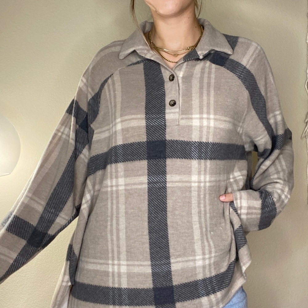 Plaid flannel fuzzy soft pull over button long sleeve top